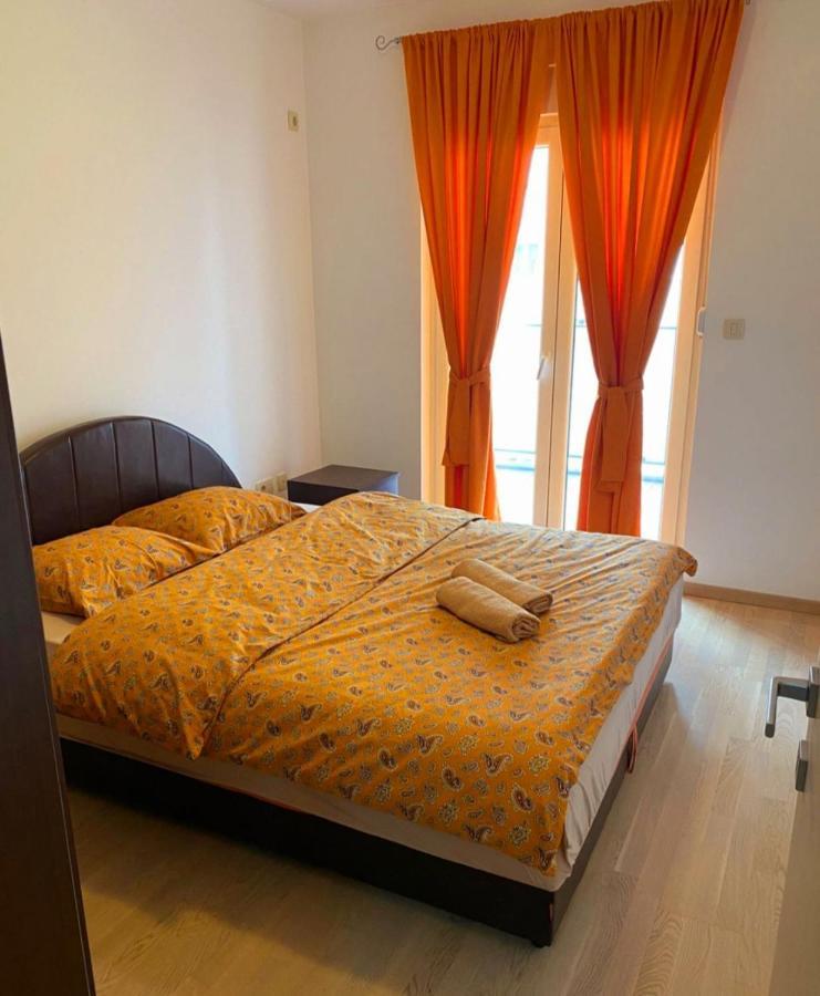 Star - Kvart Apartment *